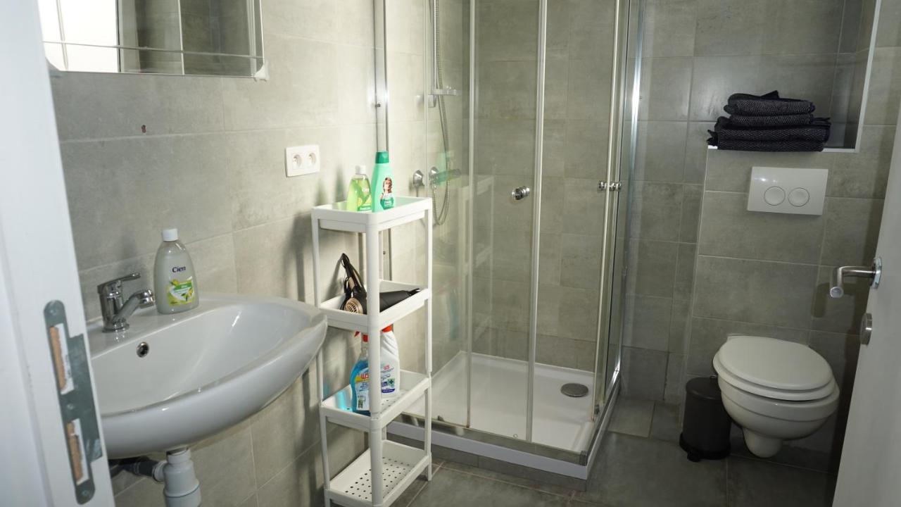Roosevelt Apartments. Antwerp Luaran gambar